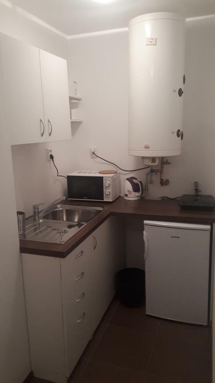 Apartman - Sukromie V Meste Bratislava Exterior photo